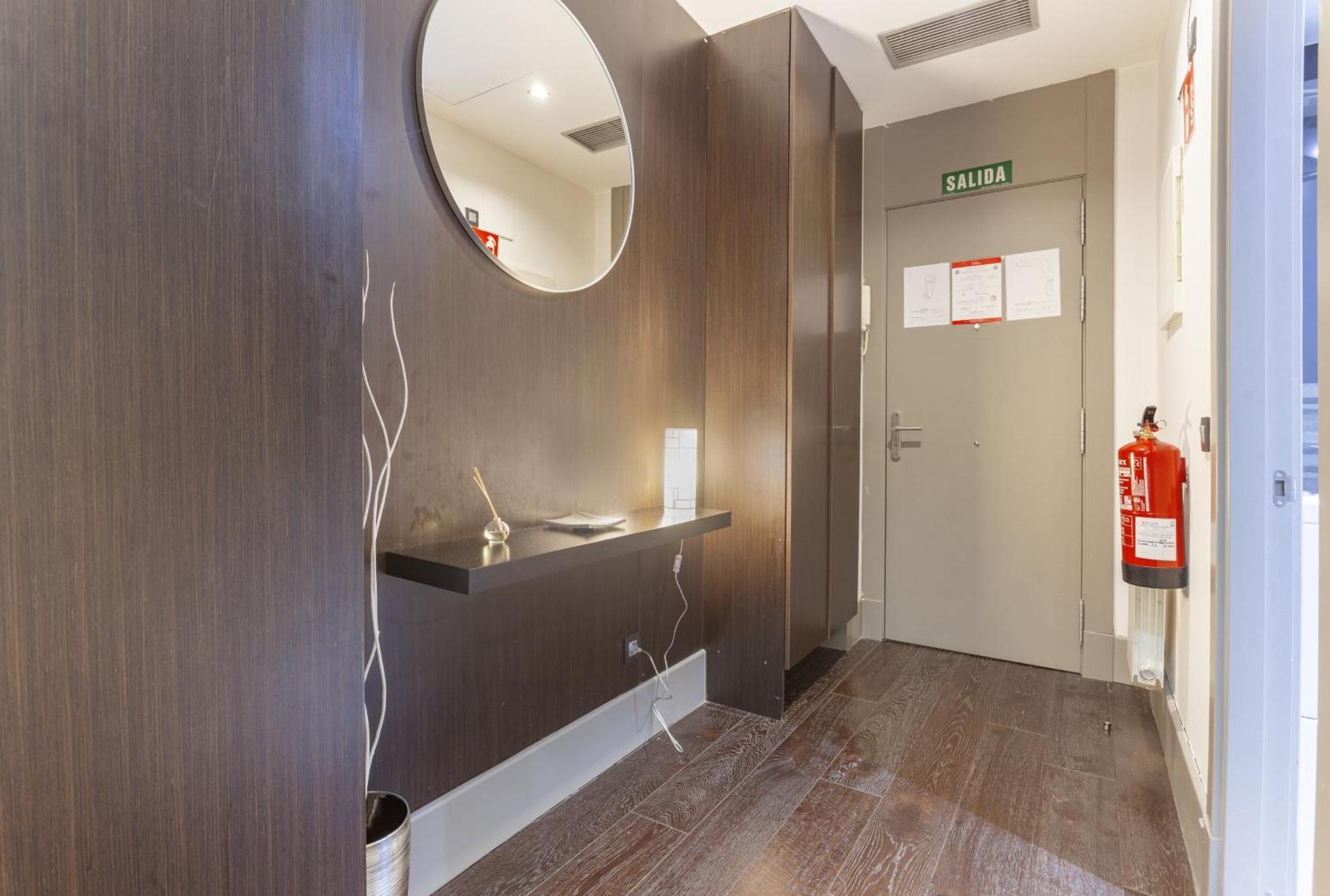 Apartamento Cibeles Studio En Madrid Exterior photo